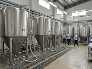Stainless steel tanks in factory 202608081803